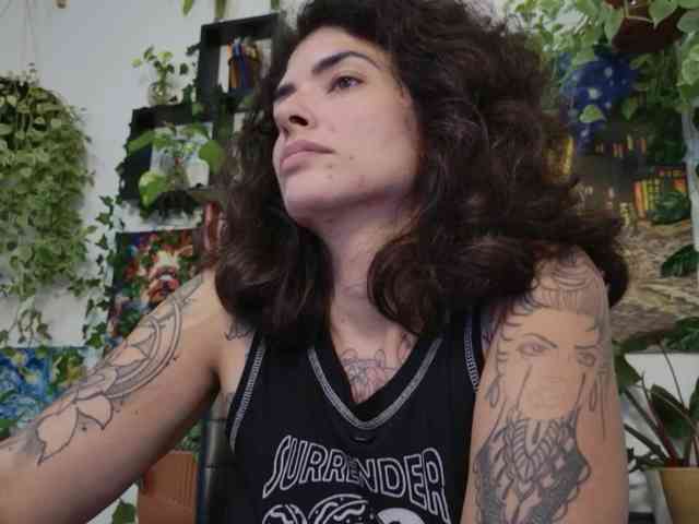 Modelo: TaliMajesty