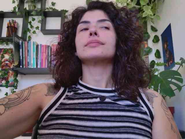 Modelo: TaliMajesty