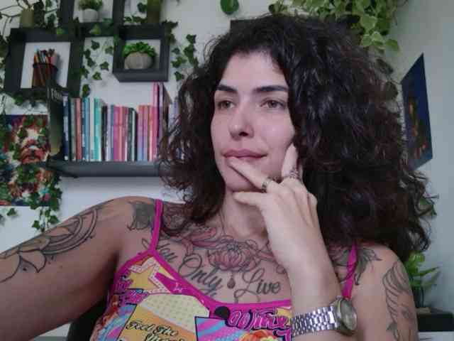 Modelo: TaliMajesty
