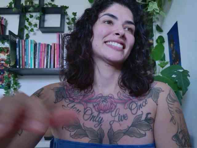 Modelo: TaliMajesty