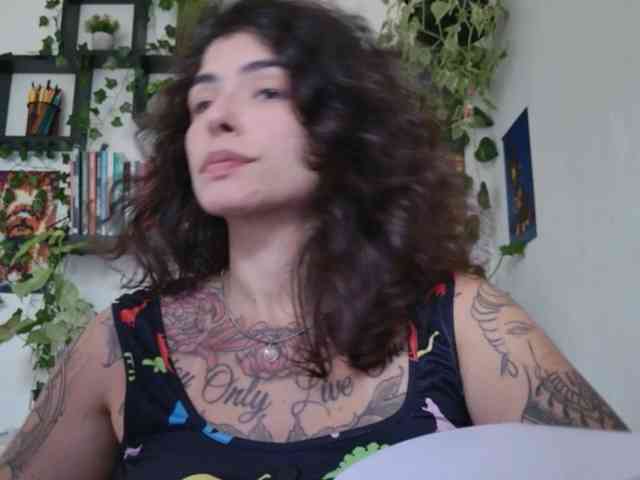 Modelo: TaliMajesty