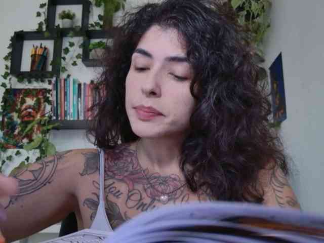 talimajesty webcam