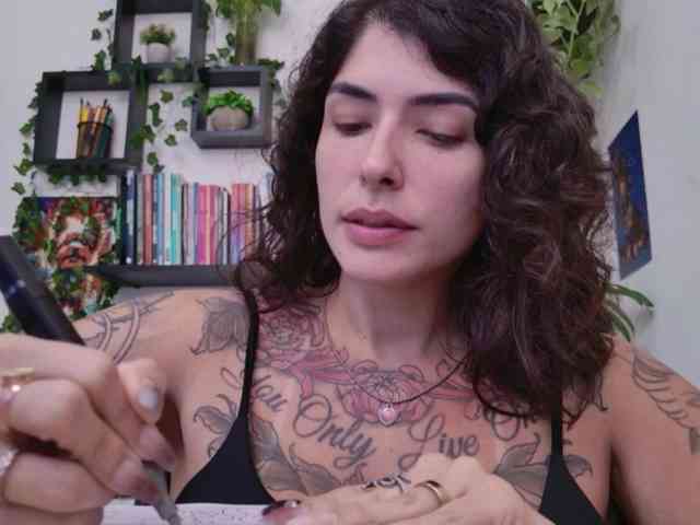talimajesty webcam