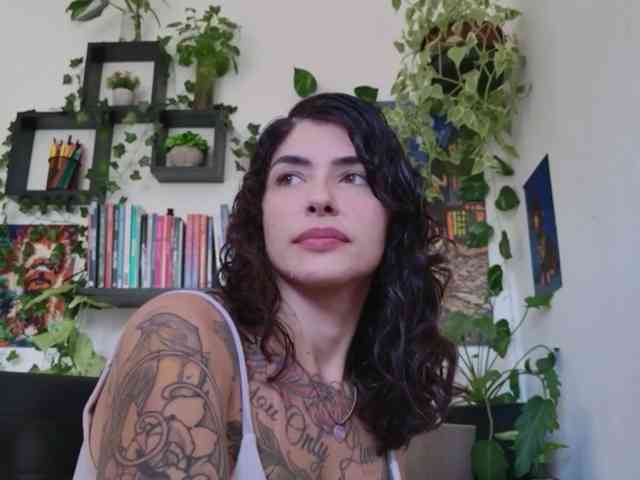 Modelo: TaliMajesty