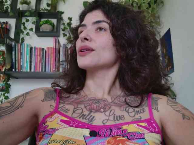 talimajesty webcam
