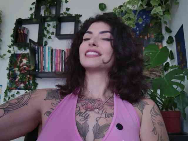 Modelo: TaliMajesty