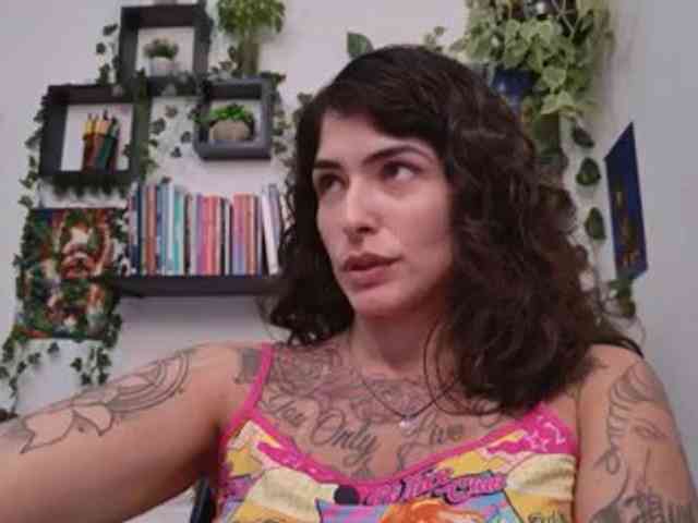 talimajesty webcam