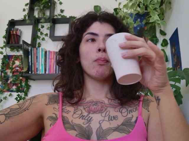 Modelo: TaliMajesty