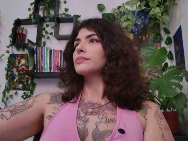 Modelo: TaliMajesty