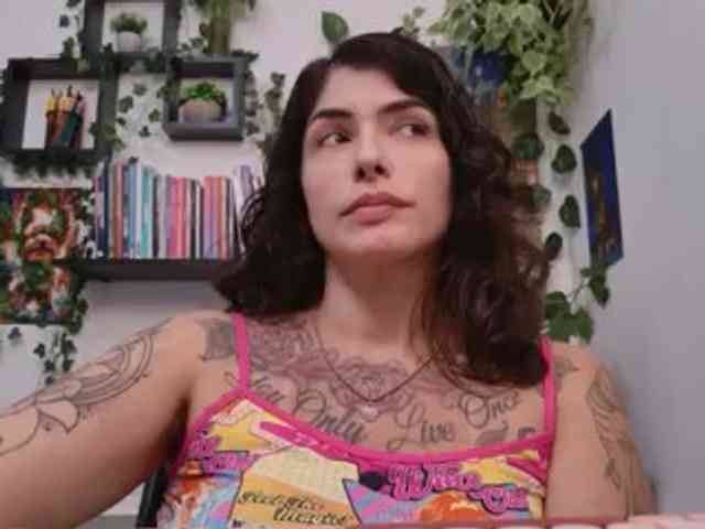 Modelo: TaliMajesty
