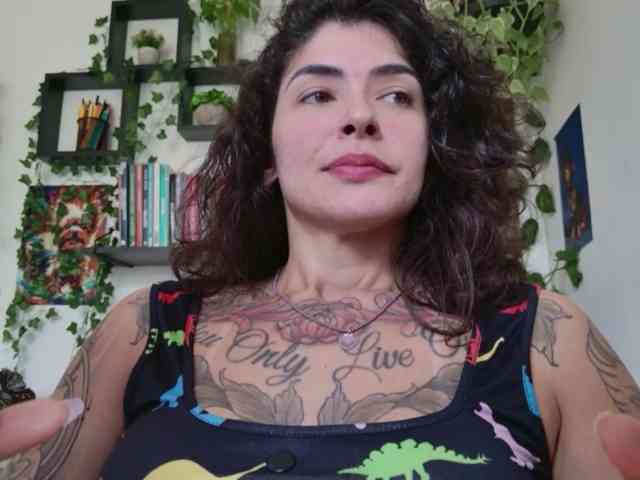 Modelo: TaliMajesty