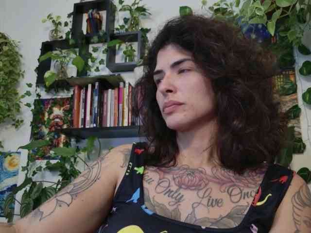 Modelo: TaliMajesty
