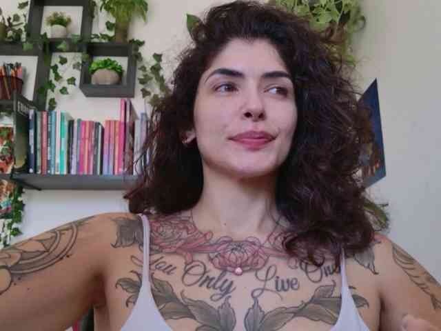 Modelo: TaliMajesty