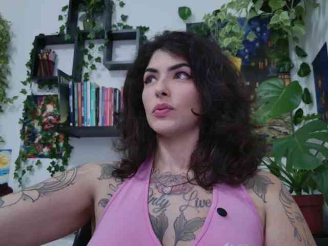talimajesty webcam