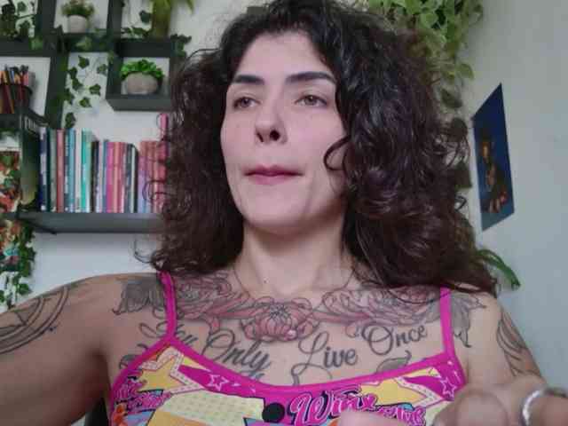 Modelo: TaliMajesty