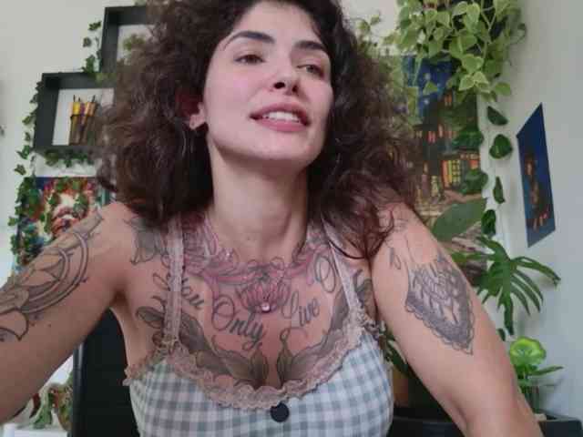 Modelo: TaliMajesty