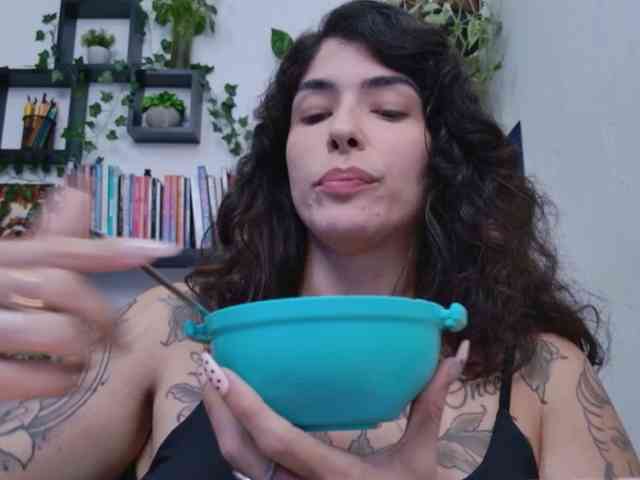 Modelo: TaliMajesty