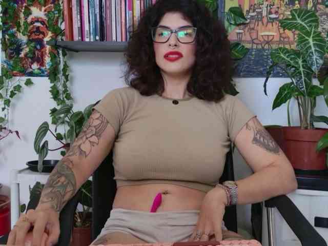 Modelo: TaliMajesty