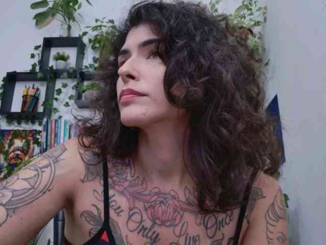 Modelo: TaliMajesty