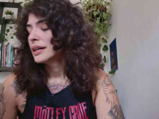 Modelo: TaliMajesty