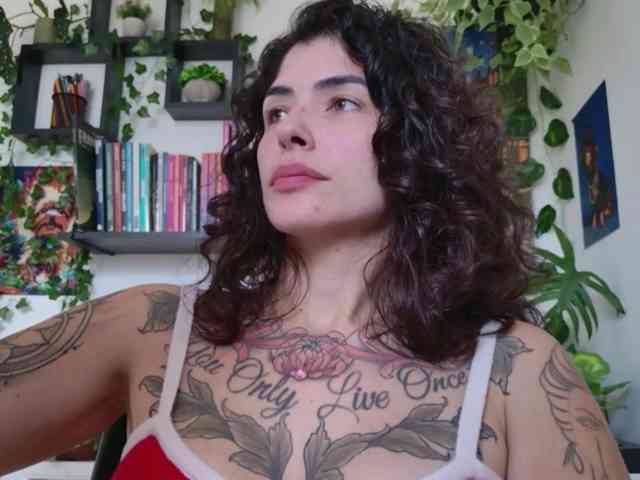 Modelo: TaliMajesty