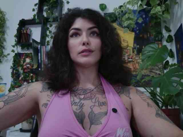 Modelo: TaliMajesty