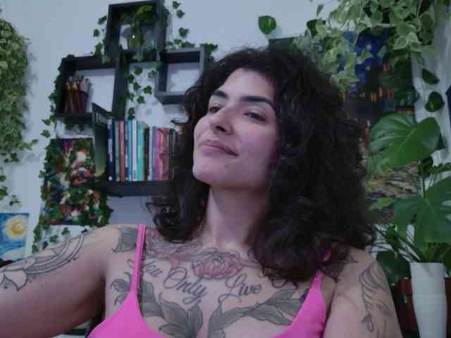 Modelo: TaliMajesty