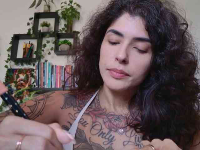 Modelo: TaliMajesty