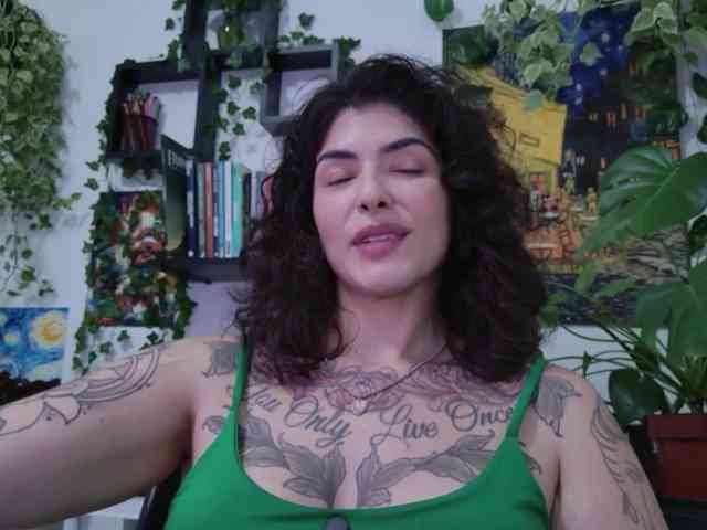 talimajesty webcam