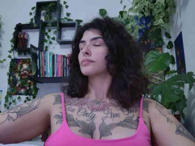Modelo: TaliMajesty
