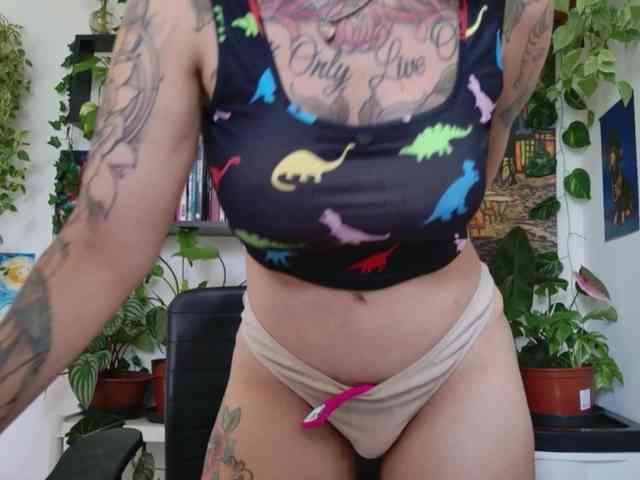 Modelo: TaliMajesty