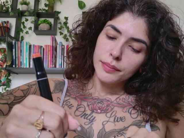 Modelo: TaliMajesty