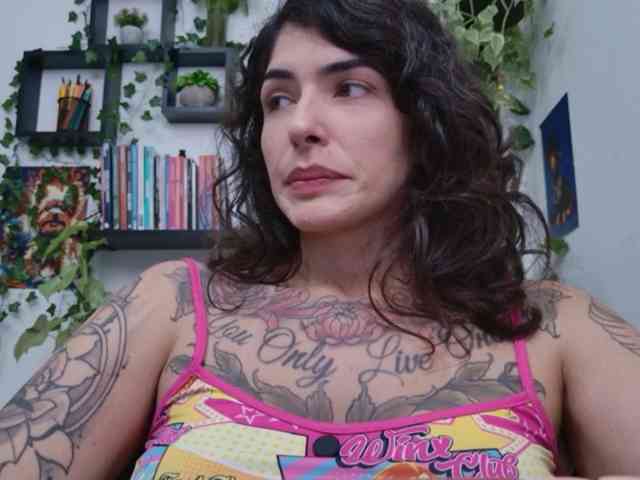 Modelo: TaliMajesty
