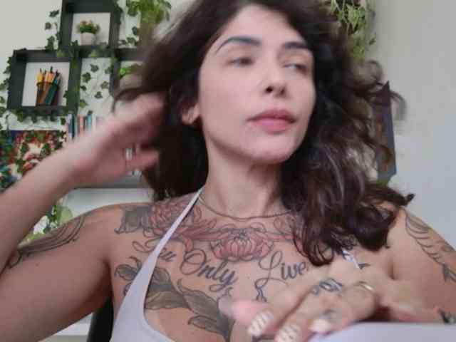 Modelo: TaliMajesty