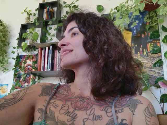 Modelo: TaliMajesty