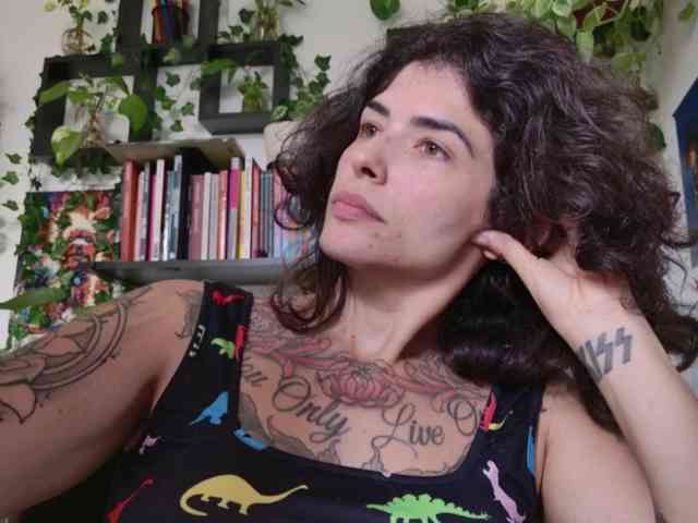 Modelo: TaliMajesty