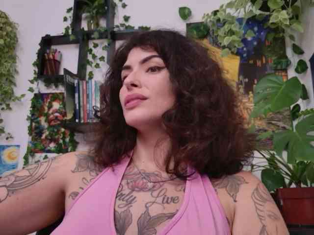 Modelo: TaliMajesty