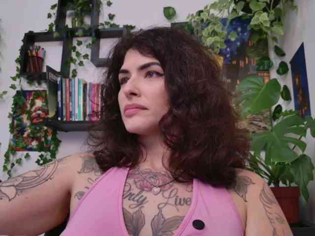 Modelo: TaliMajesty