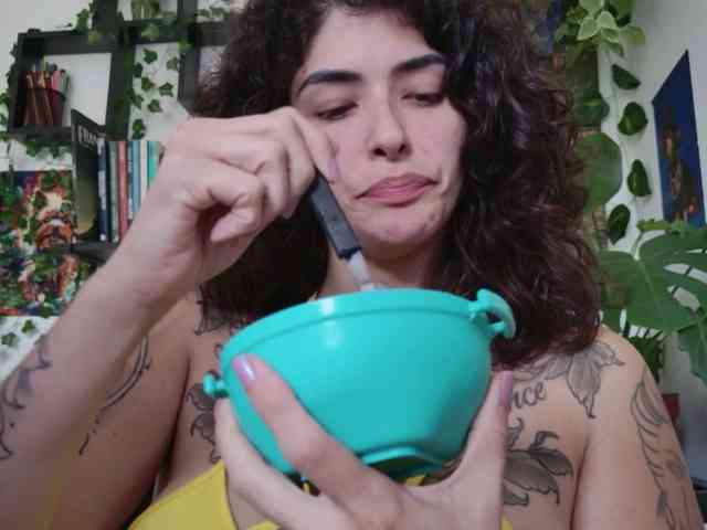 Modelo: TaliMajesty