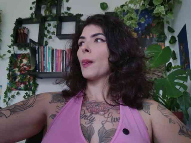 Modelo: TaliMajesty