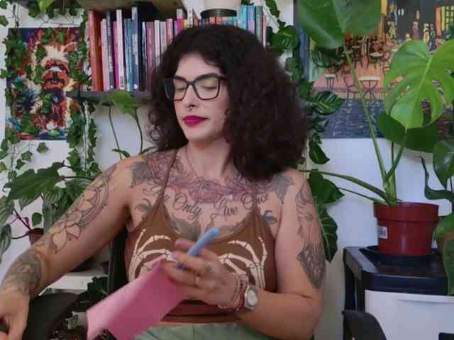 talimajesty webcam