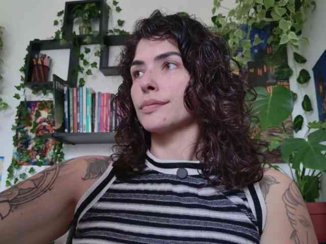 Modelo: TaliMajesty