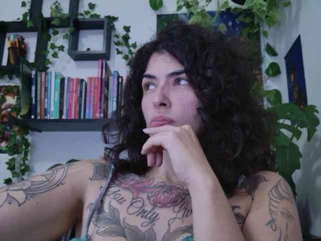 Modelo: TaliMajesty