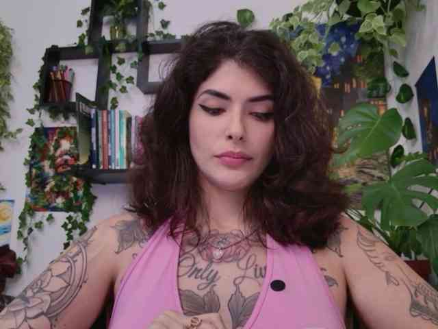 Modelo: TaliMajesty