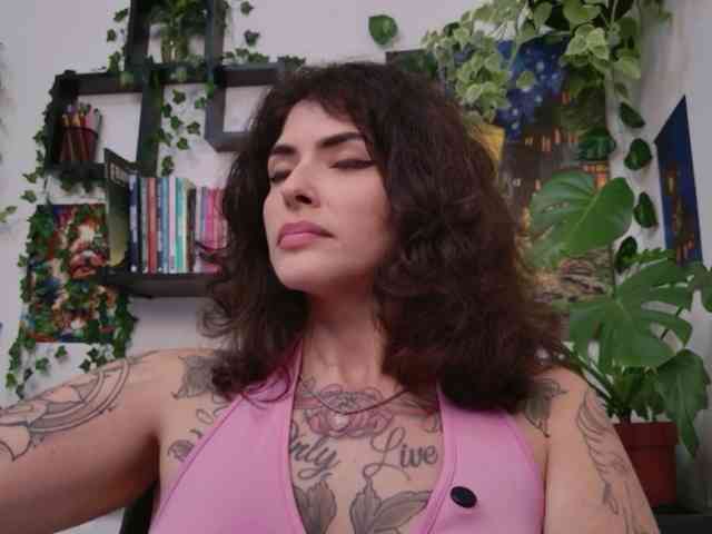 Modelo: TaliMajesty