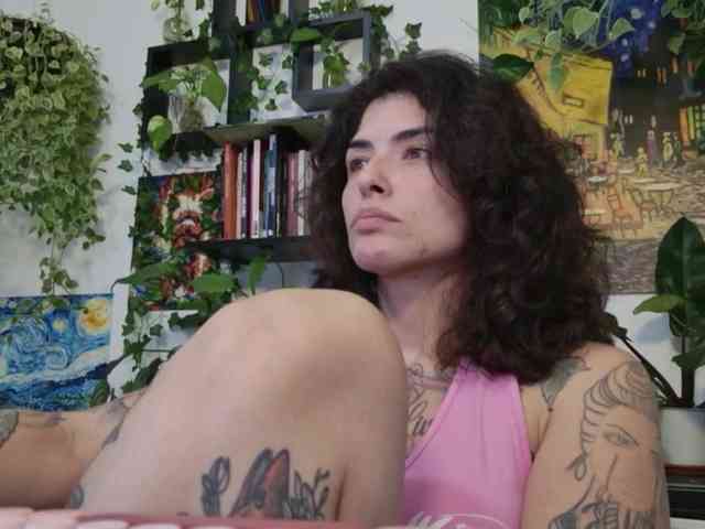 Modelo: TaliMajesty