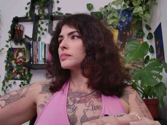 Modelo: TaliMajesty