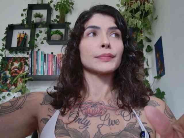 Modelo: TaliMajesty
