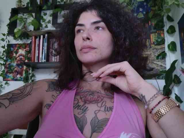 Modelo: TaliMajesty