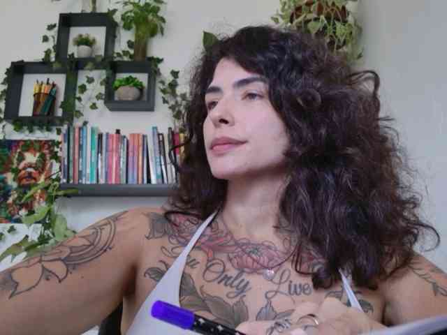 Modelo: TaliMajesty
